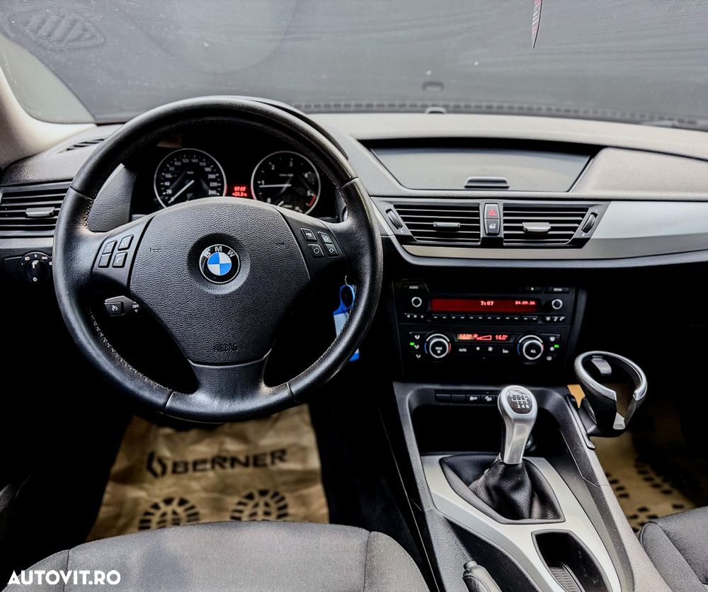 BMW X1 xDrive18d xLine - 26