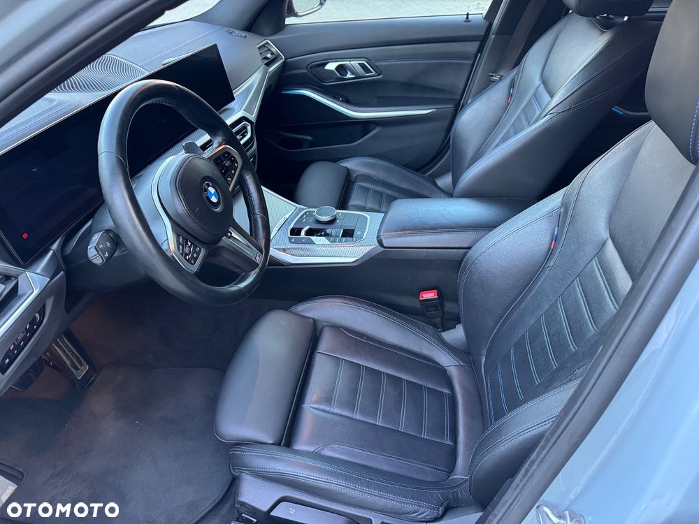 BMW Seria 3 318d Edition M Sport Shadow - 13