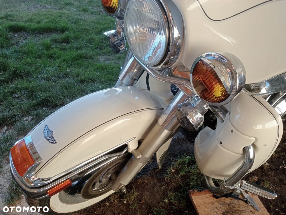 Harley-Davidson FLHT Electra Glide Standard - 15