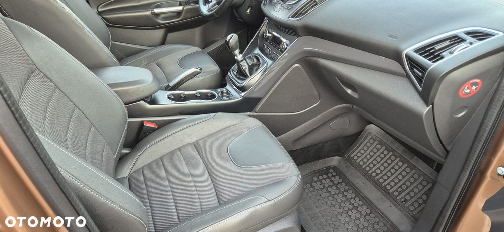 Ford Kuga - 7