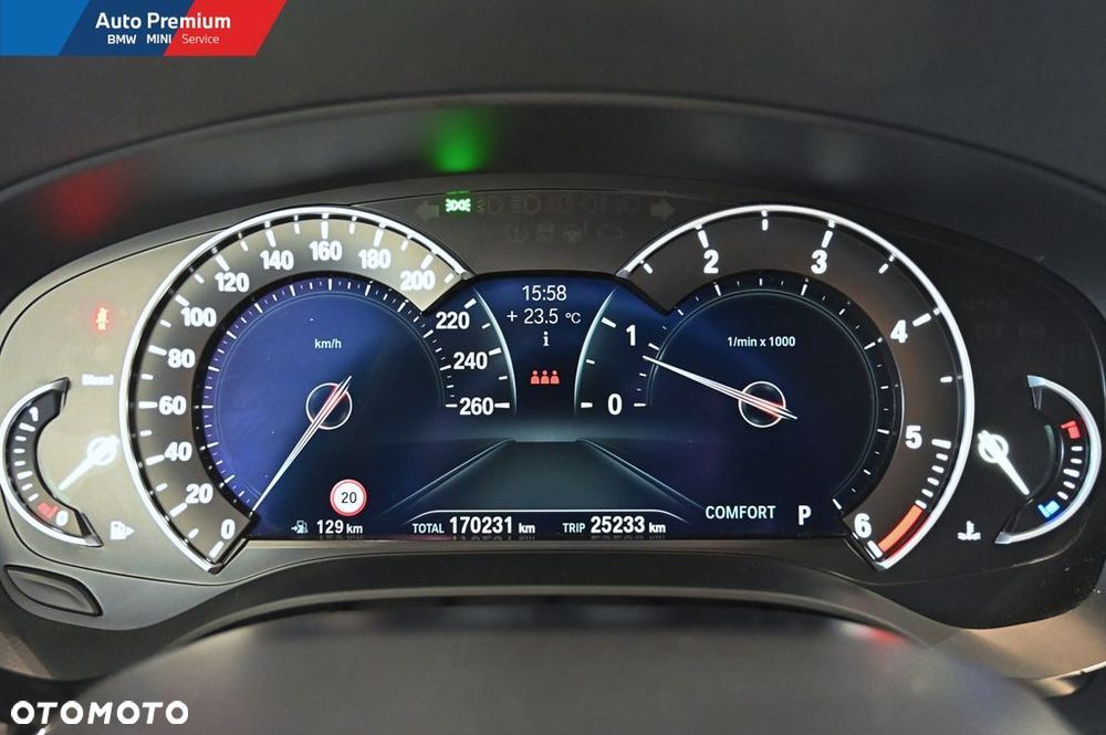 BMW Seria 5 520d xDrive - 5