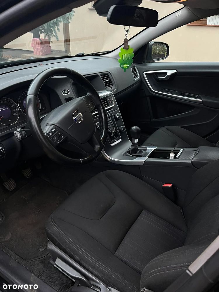 Volvo S60 T3 - 3