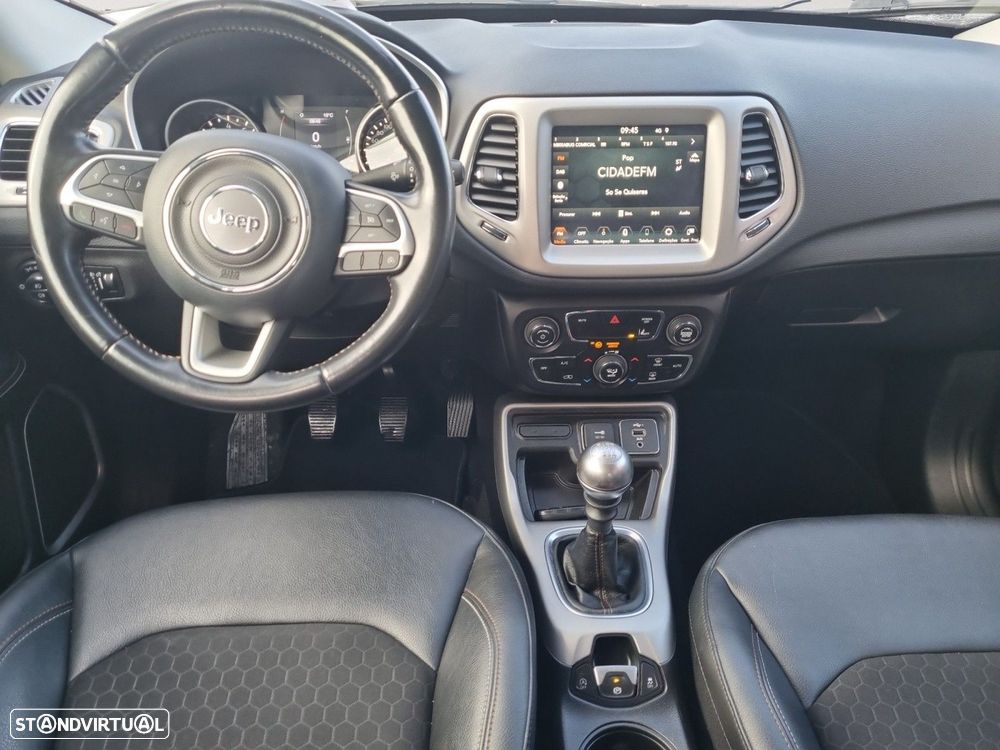Jeep Compass 1.3 T Longitude - 10