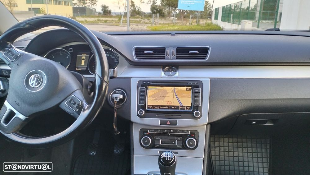 VW Passat Variant 2.0 TDI Highline Navig - 1