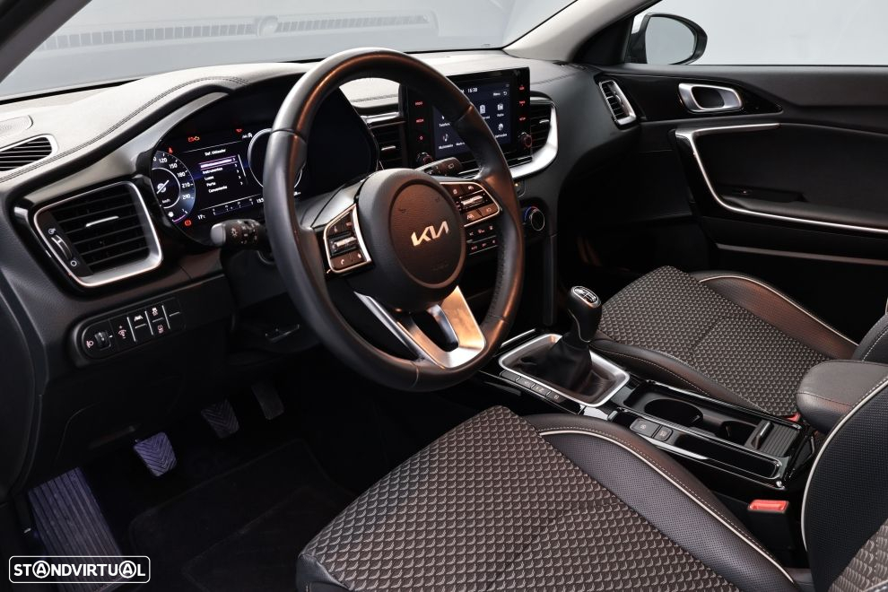 Kia Ceed SW 1.0 T-GDI Sport - 23