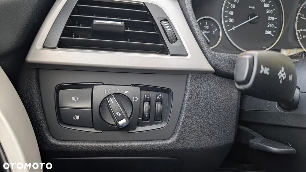 BMW Seria 3 316d Modern Line - 24