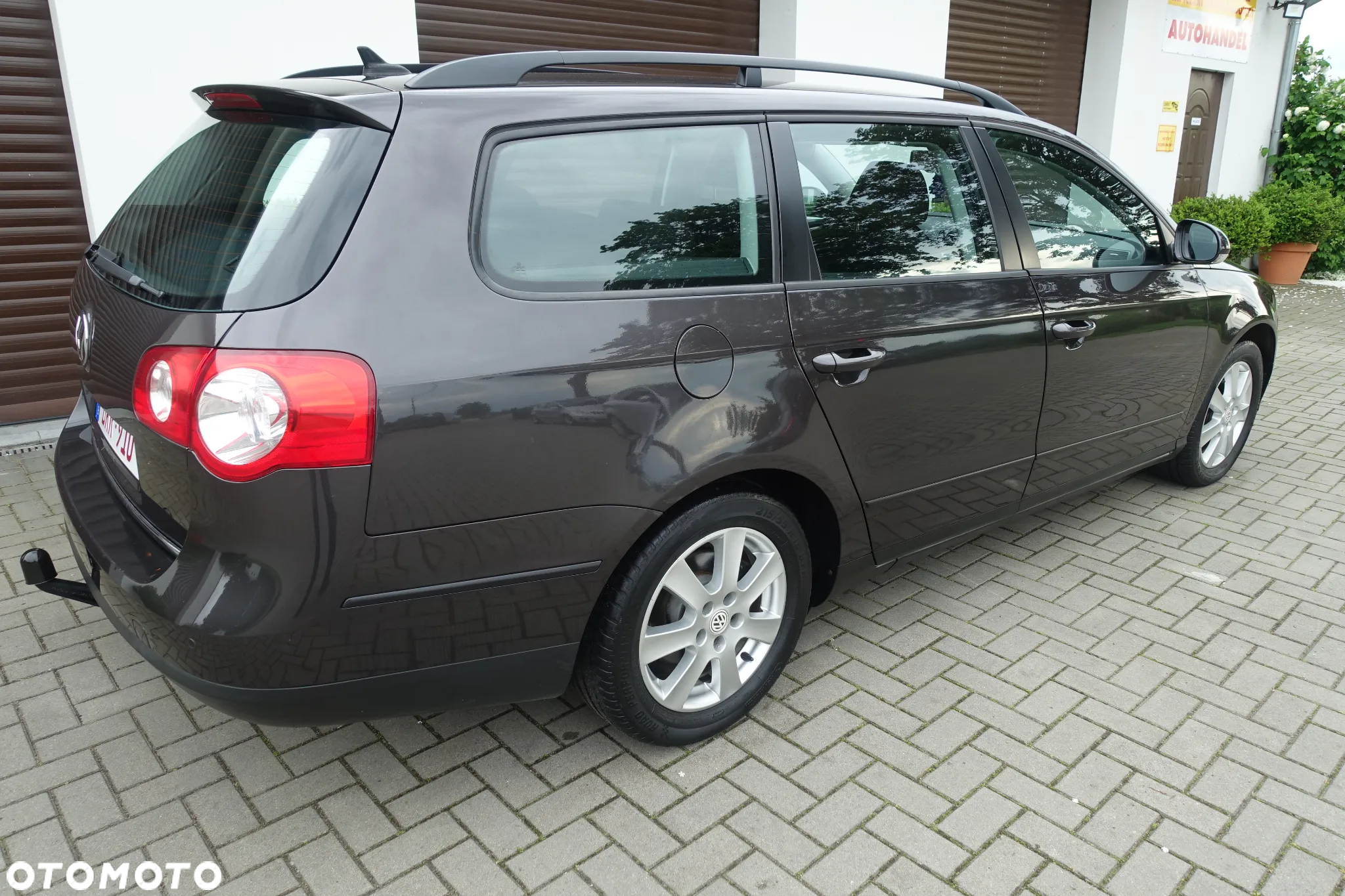 Volkswagen Passat 2.0 TDI DPF BlueMot Comfortline - 7