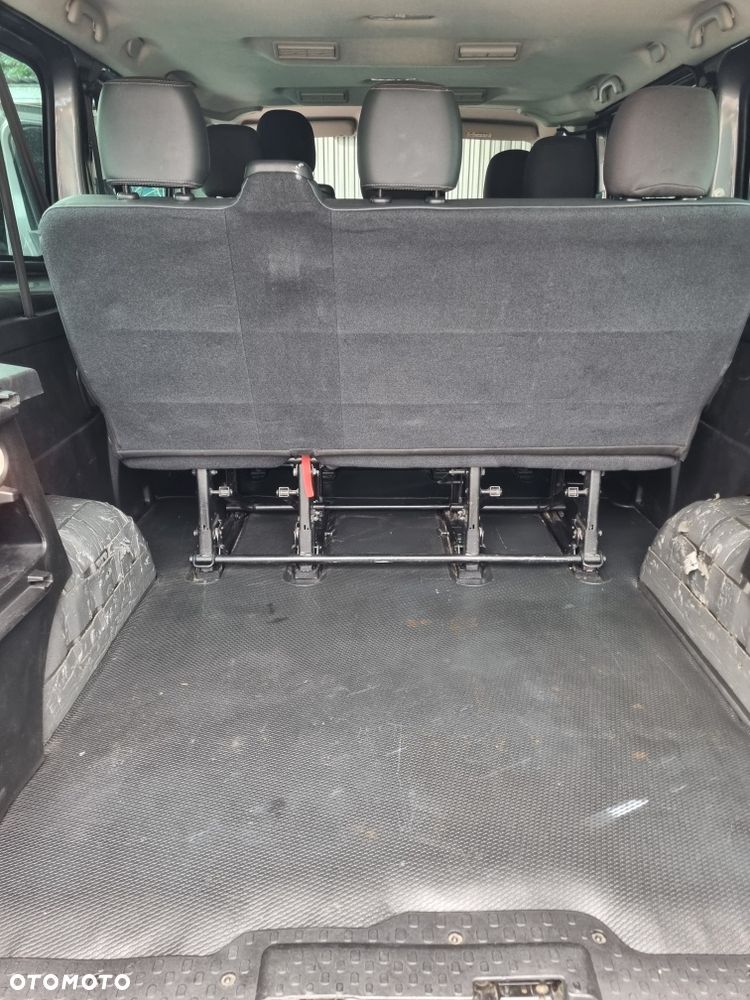 Opel Vivaro - 14