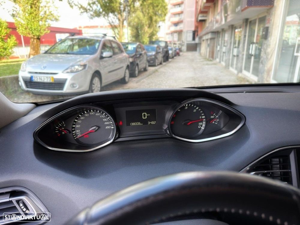 Peugeot 308 1.6 HDi Active - 23