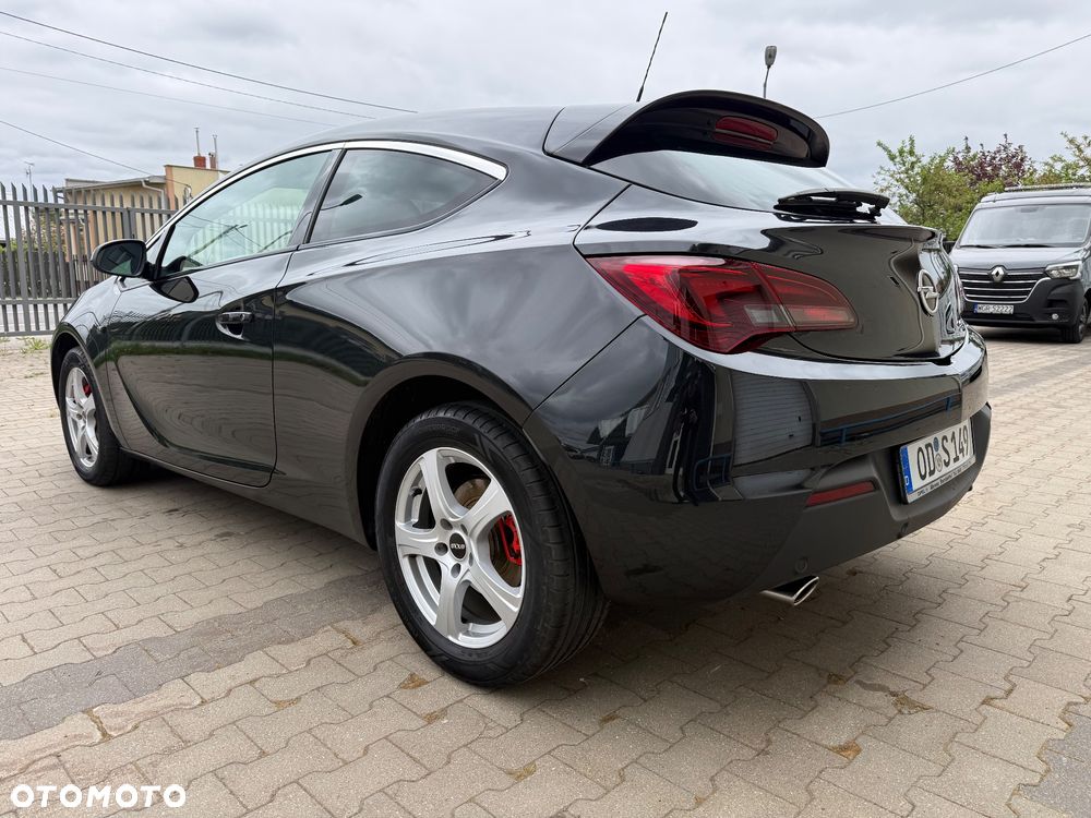 Opel Astra 1.6 Turbo Edition - 11
