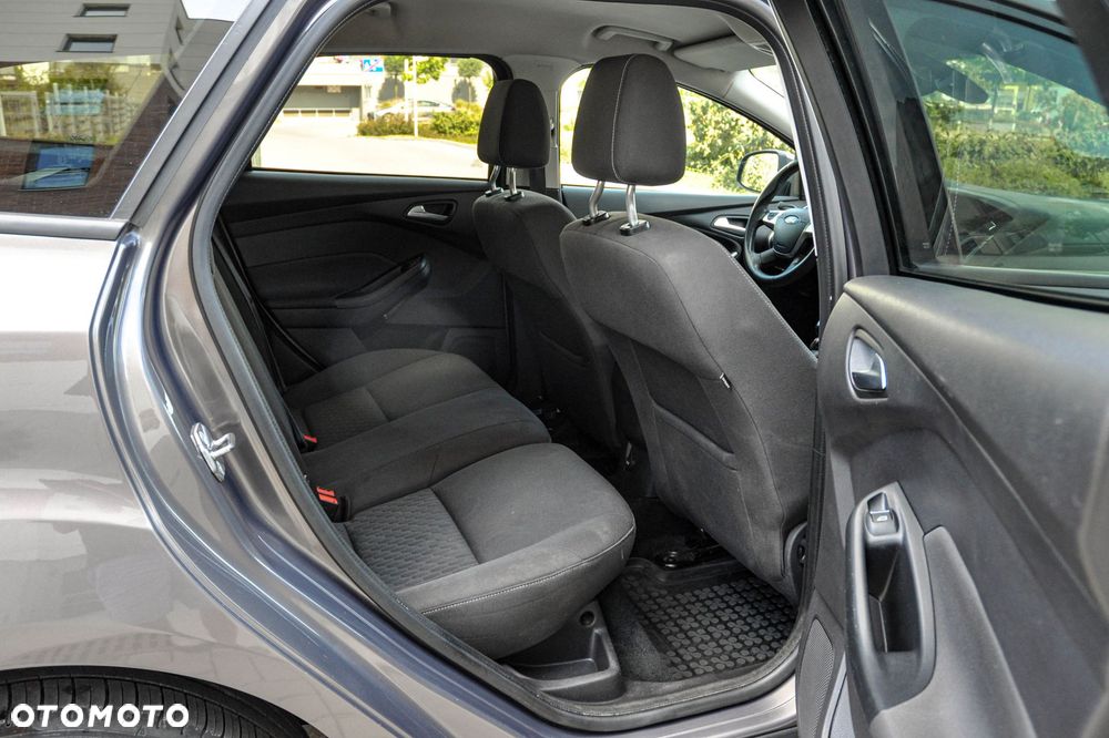 Ford Focus - 12