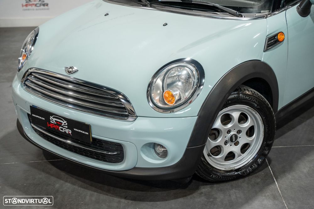 MINI Cabrio Cooper D - 7