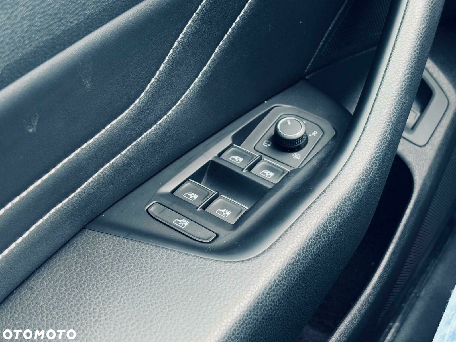 Volkswagen Arteon 2.0 TDI Elegance DSG - 34