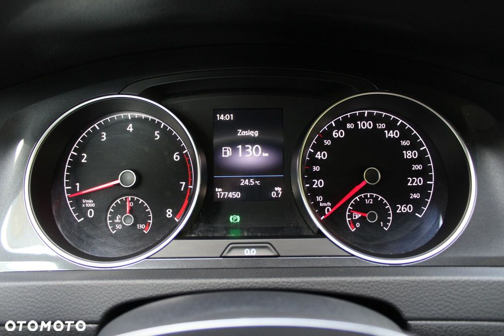 Volkswagen Golf Variant - 18