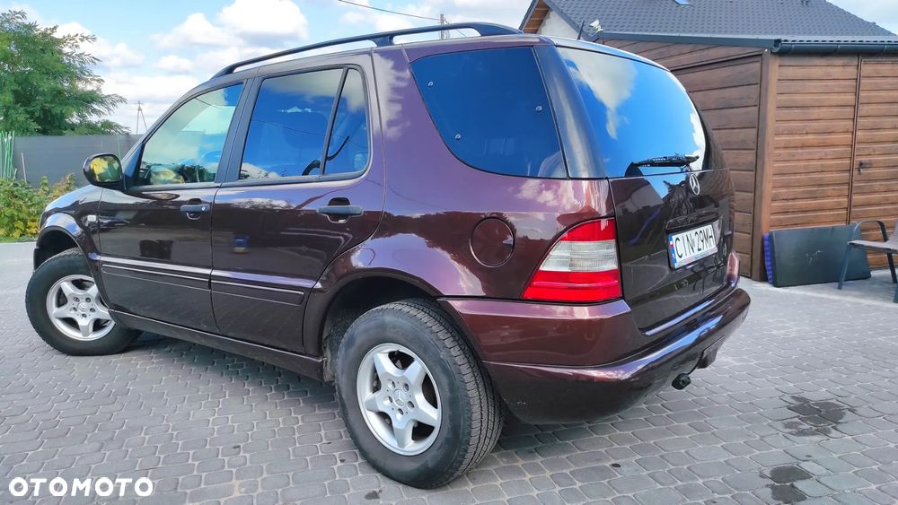 Mercedes-Benz ML 320 - 5