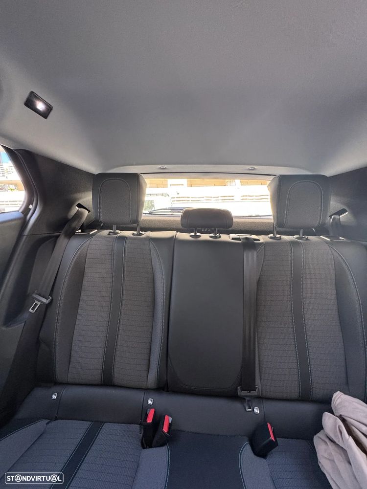 Peugeot 2008 BlueHDi 130 EAT8 Allure - 15