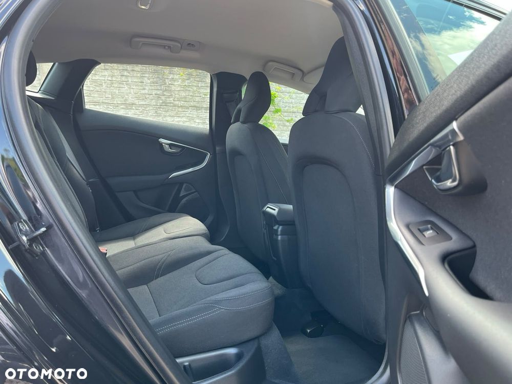 Volvo V40 - 15