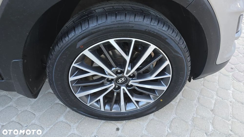 Hyundai Tucson 1.6 GDi 2WD Select - 32