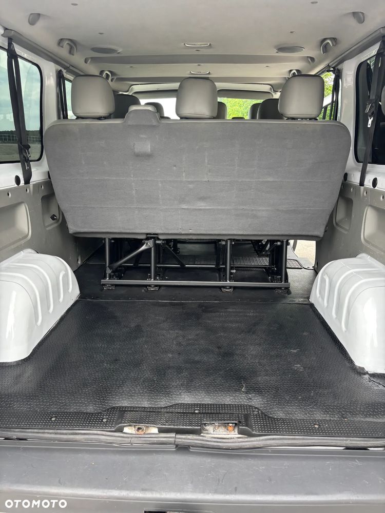 Opel Vivaro - 29