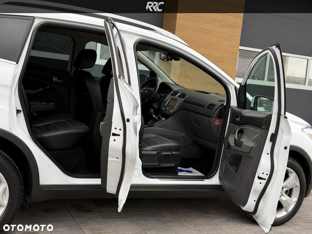 Ford Kuga 2.0 TDCi 4x4 Titanium - 17