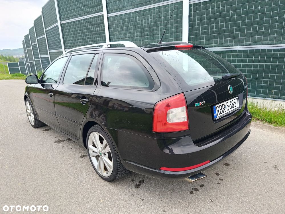 Skoda Octavia 2.0 TDI RS - 11