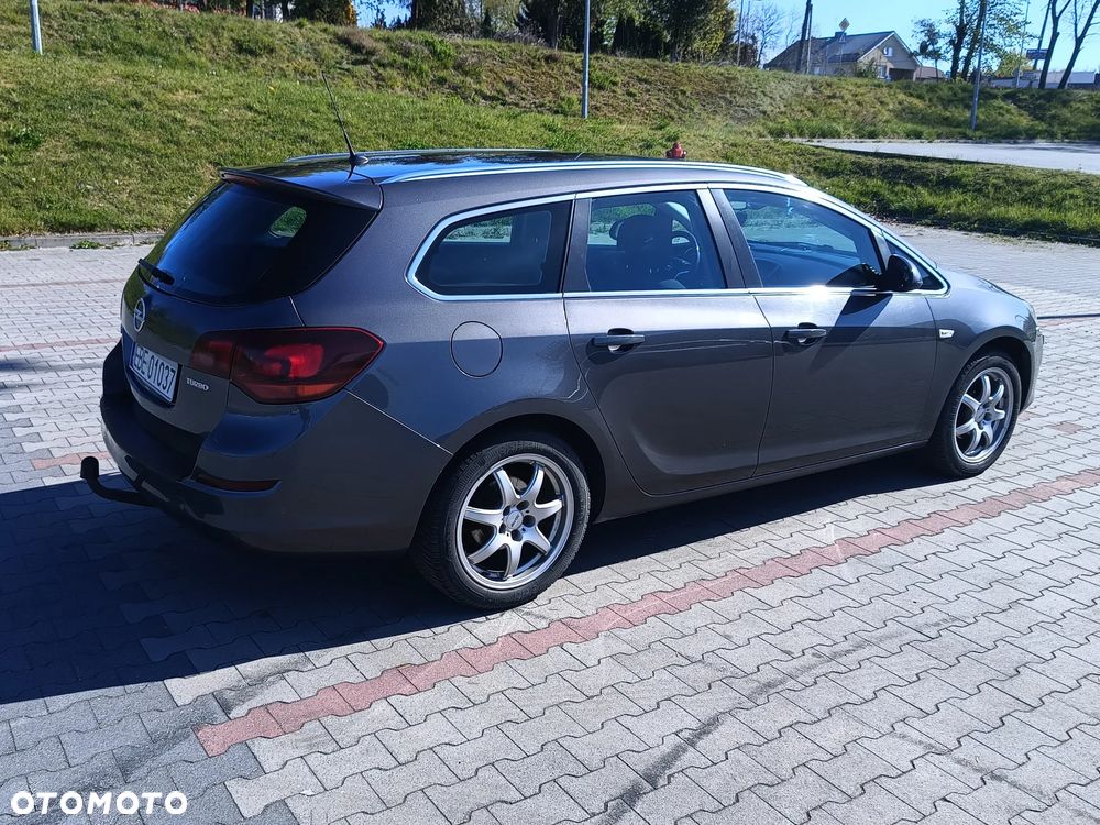 Opel Astra 1.4 T Cosmo - 12