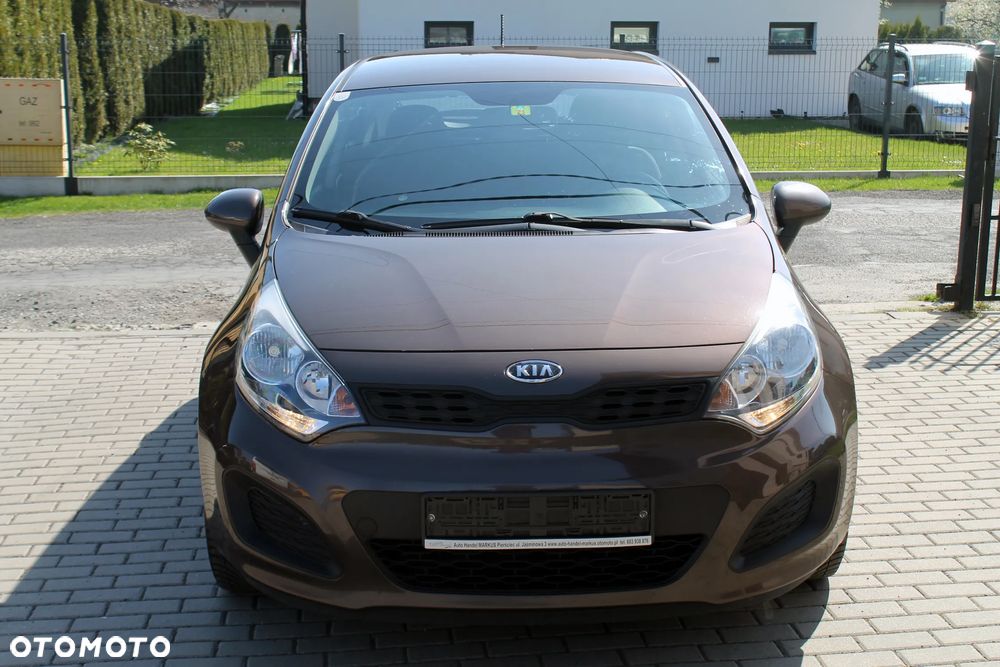 Kia Rio - 1