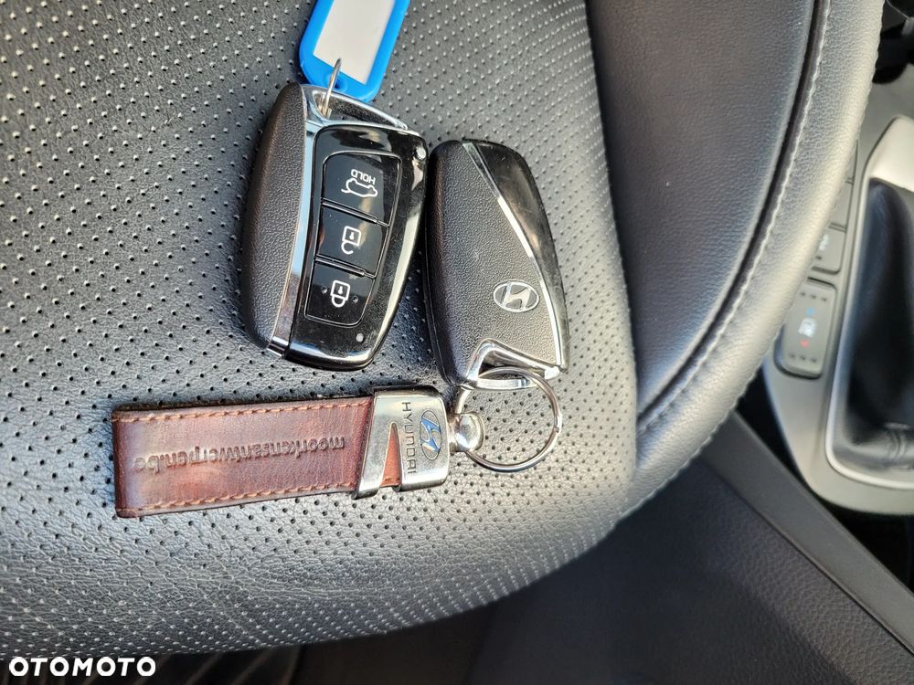 Hyundai Grand Santa Fe Grand blue 2.2 CRDI 4WD Automatik Premium - 30