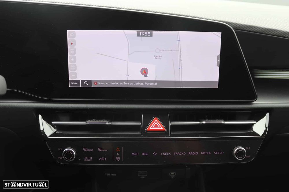 Kia Niro EV 64kWh Drive - 8