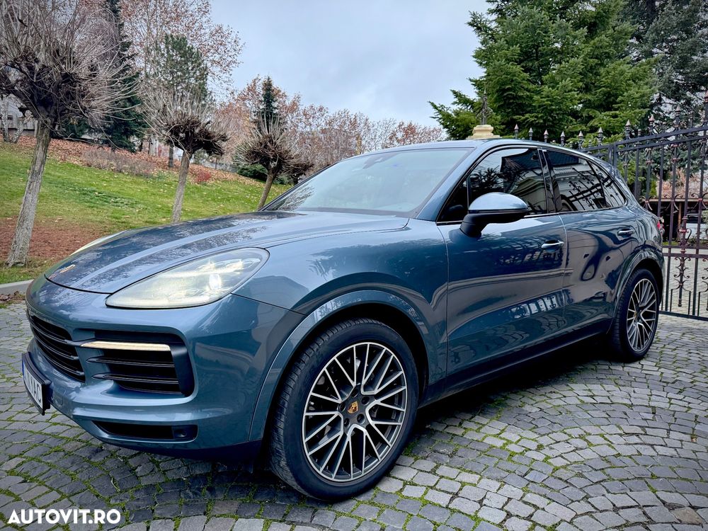 Porsche Cayenne - 6