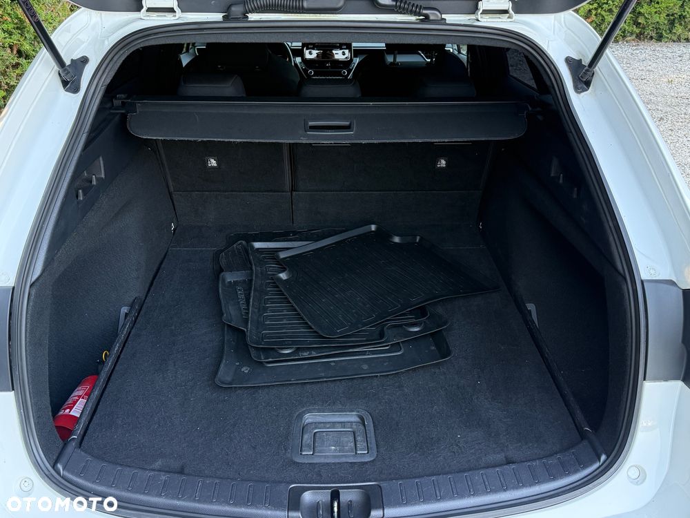 Toyota Corolla - 9