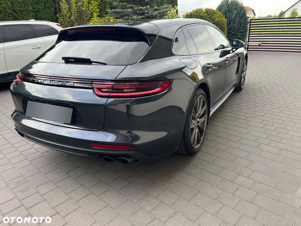Porsche Panamera 4 Sport Turismo - 15
