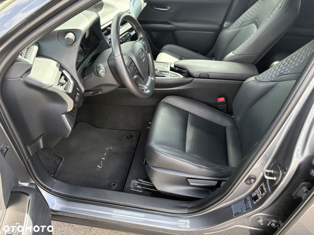 Lexus UX 250h GPF F Impression 2WD - 14
