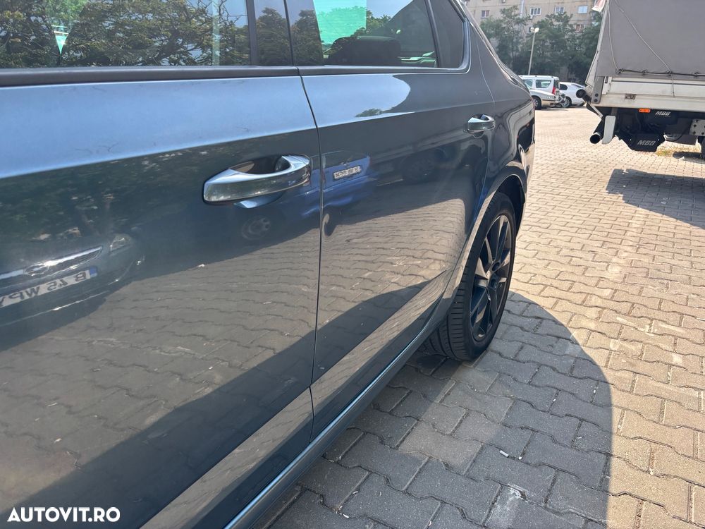 Skoda Octavia 2.0 TDI 4X4 STYLE - 6