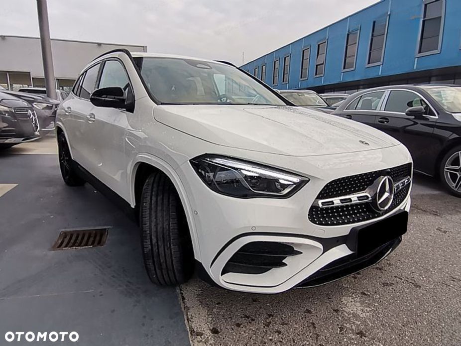 Mercedes-Benz GLA 200 mHEV AMG Line 7G-DCT - 7