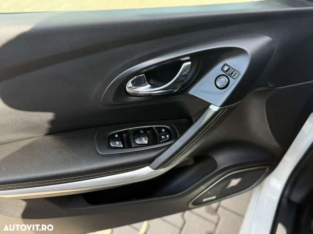 Renault Kadjar - 14