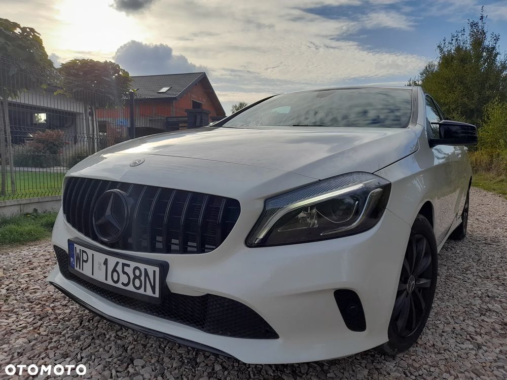 Mercedes-Benz Klasa A 180 7G-DCT AMG Line - 30