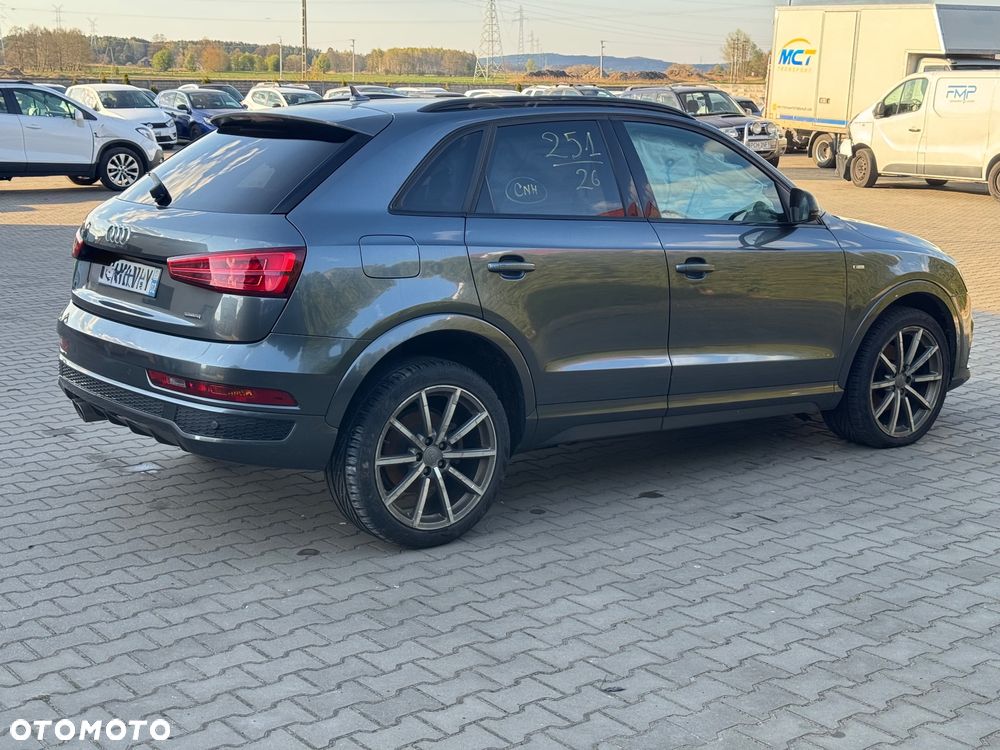 Audi Q3 2.0 TDI Quattro S tronic design - 11