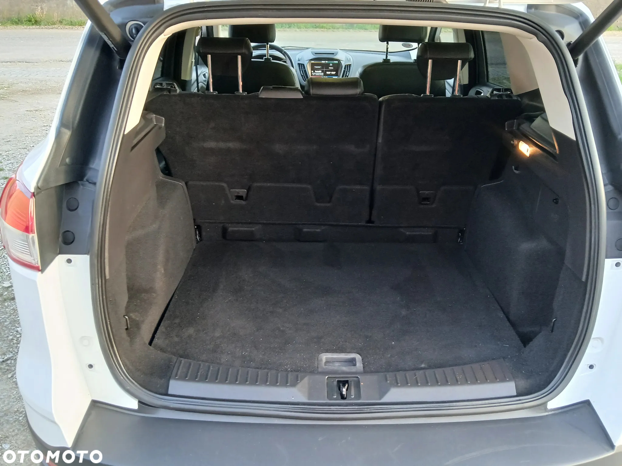 Ford Kuga 2.0 TDCi 4WD Titanium - 14
