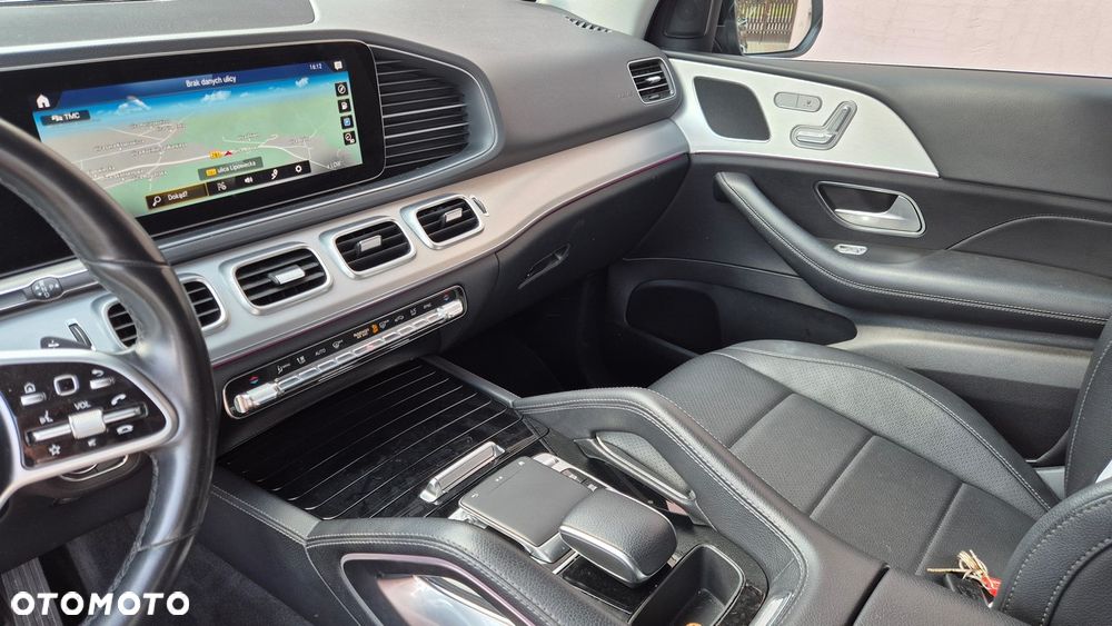 Mercedes-Benz GLE 300 d 4Matic 9G-TRONIC AMG Line - 11