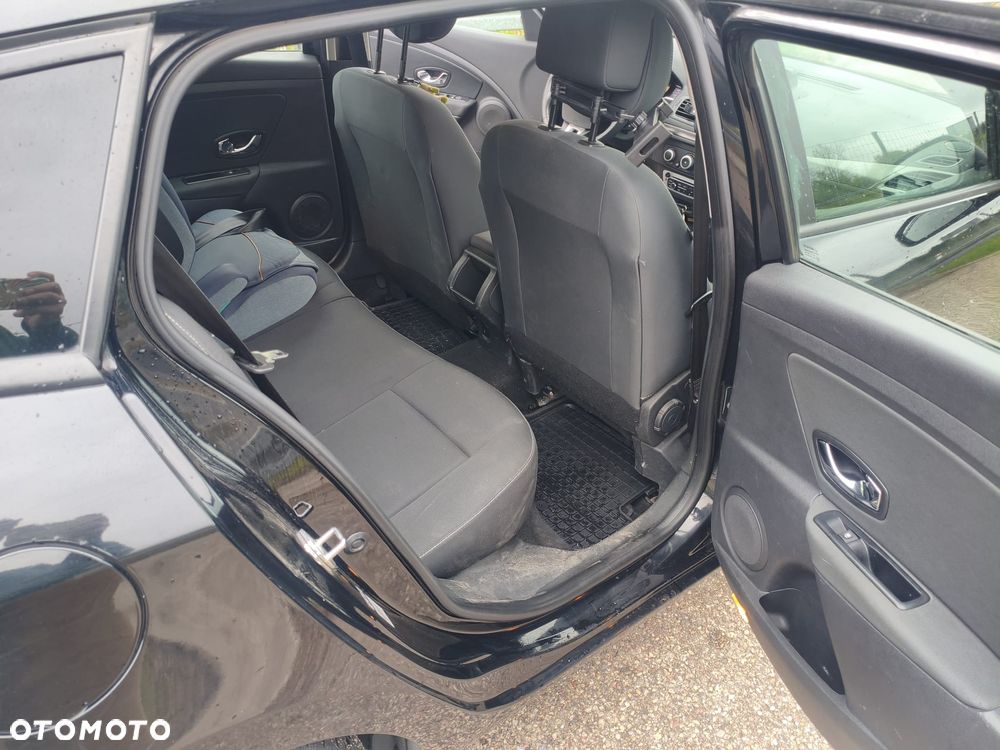 Renault Megane - 10