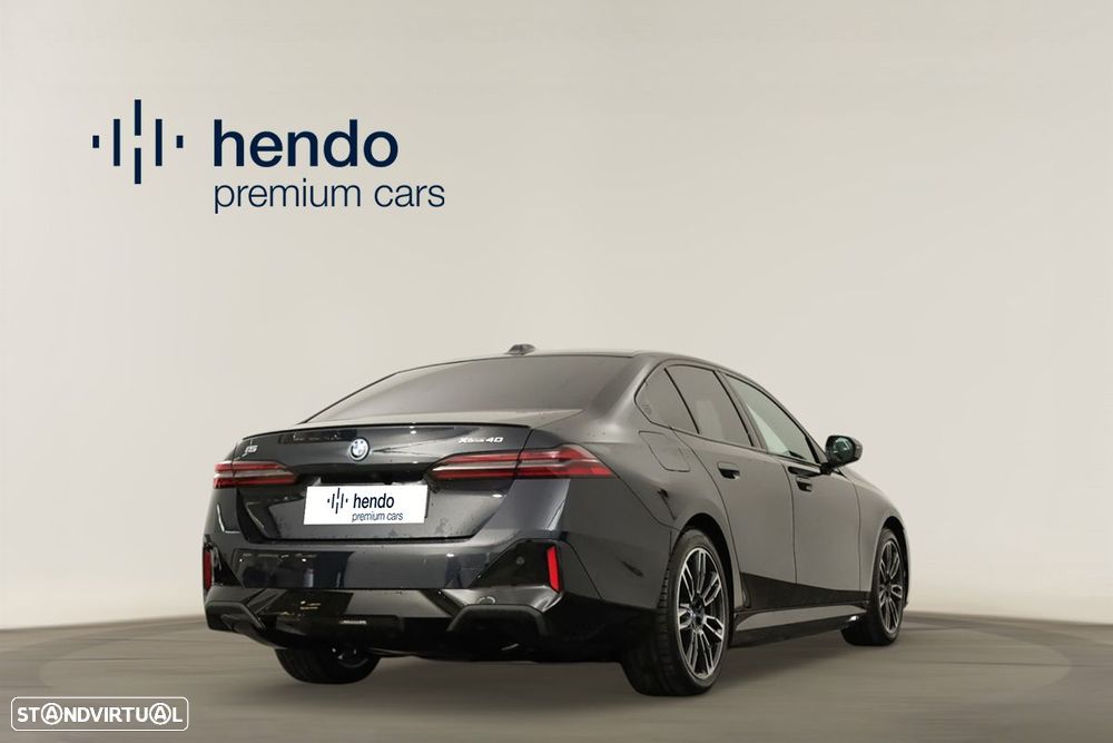 BMW i5 xDrive40 Edição Desportiva M - 3