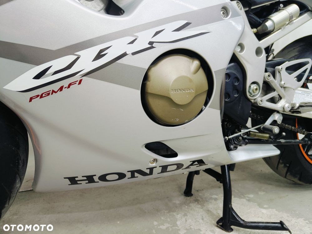 Honda CBR - 22