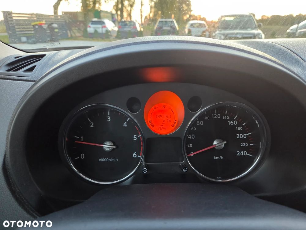 Nissan X-Trail - 16