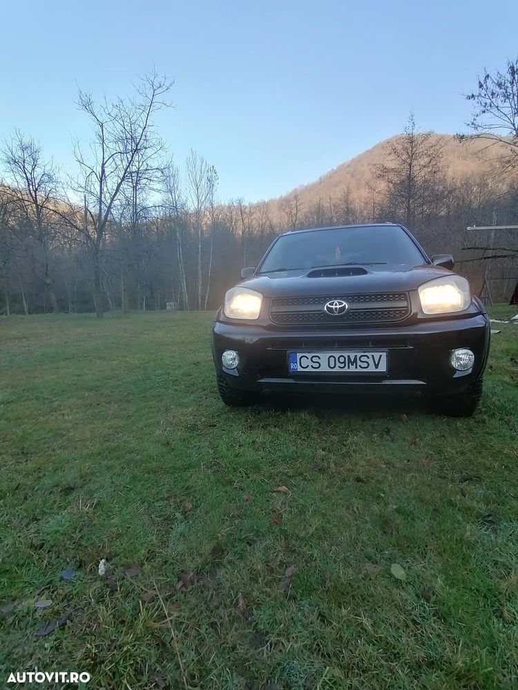 Toyota RAV4 2.0 D-4D Limited - 12