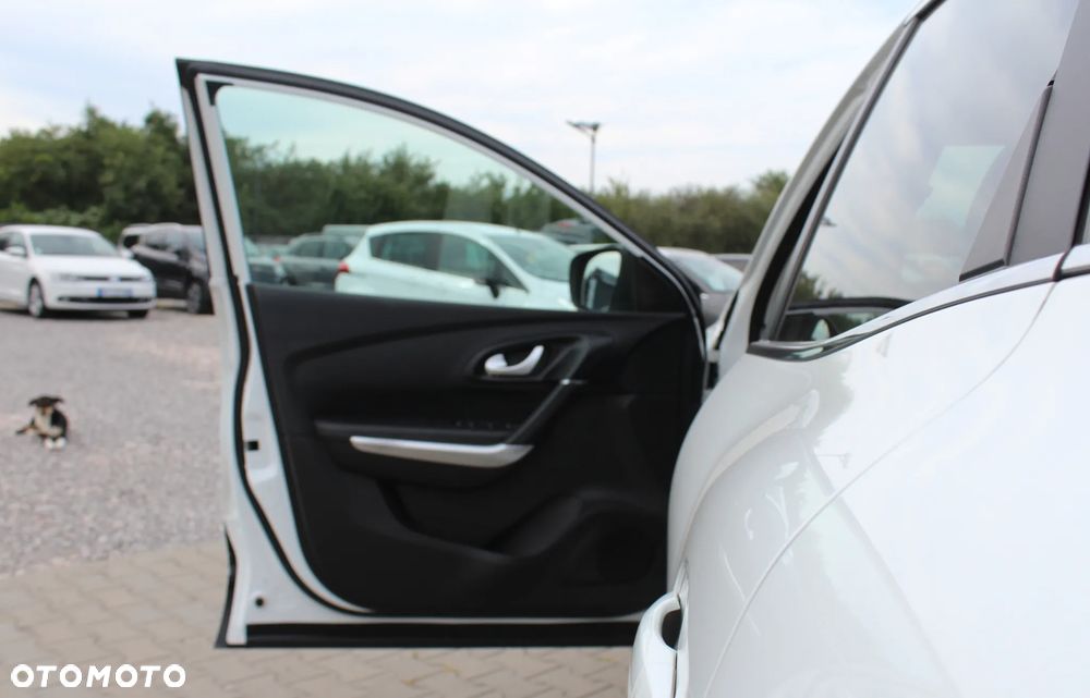 Renault Kadjar TCe 140 GPF LIMITED - 17