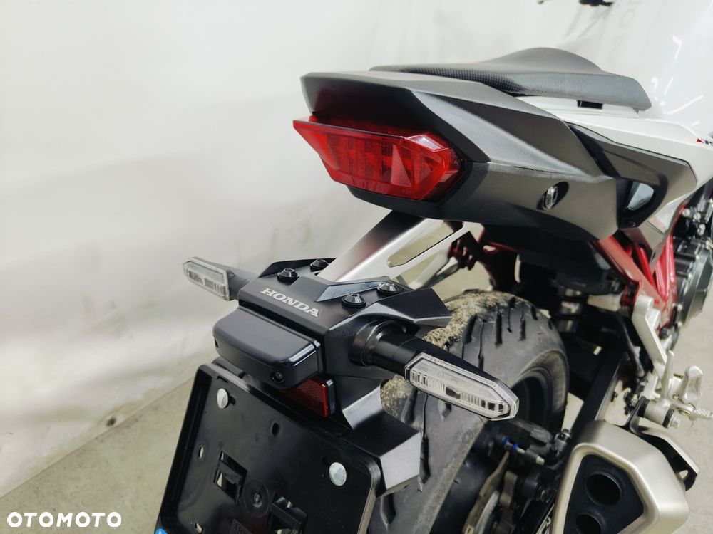 Honda Hornet - 10