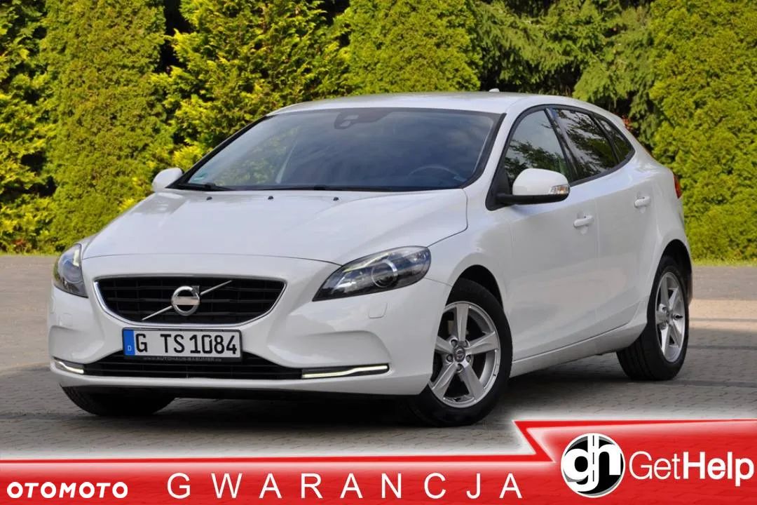 Volvo V40 D2 Momentum - 1