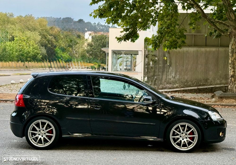 VW Golf 2.0 GTi - 32