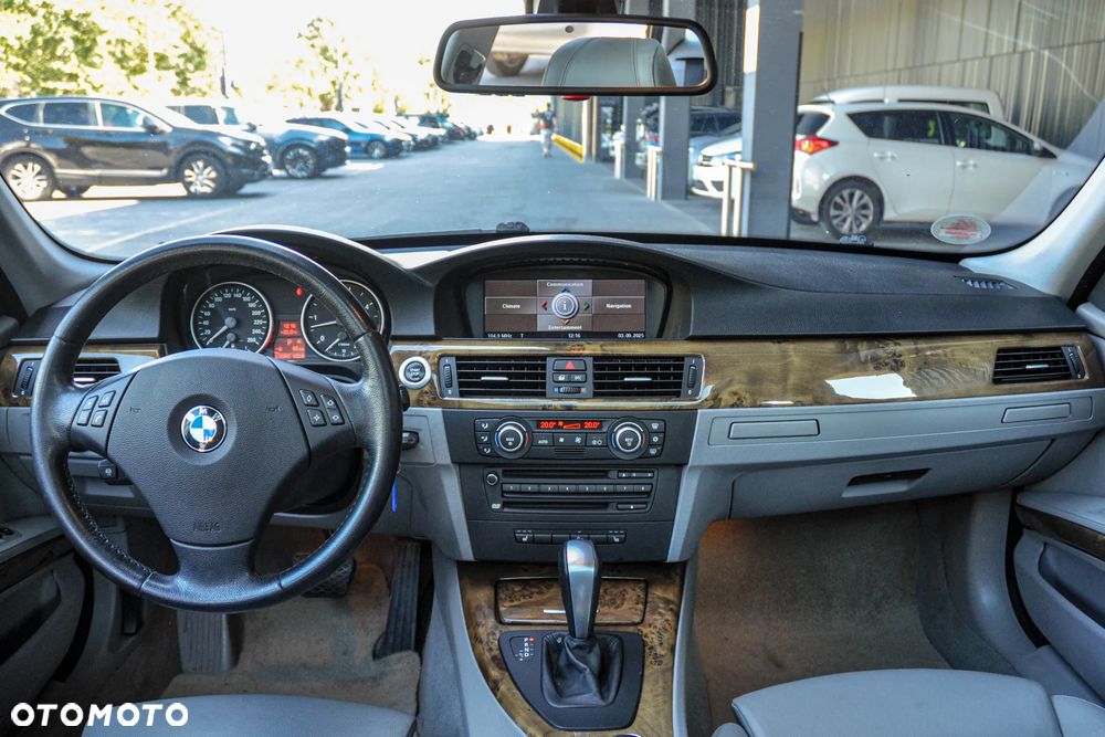 BMW Seria 3 - 10